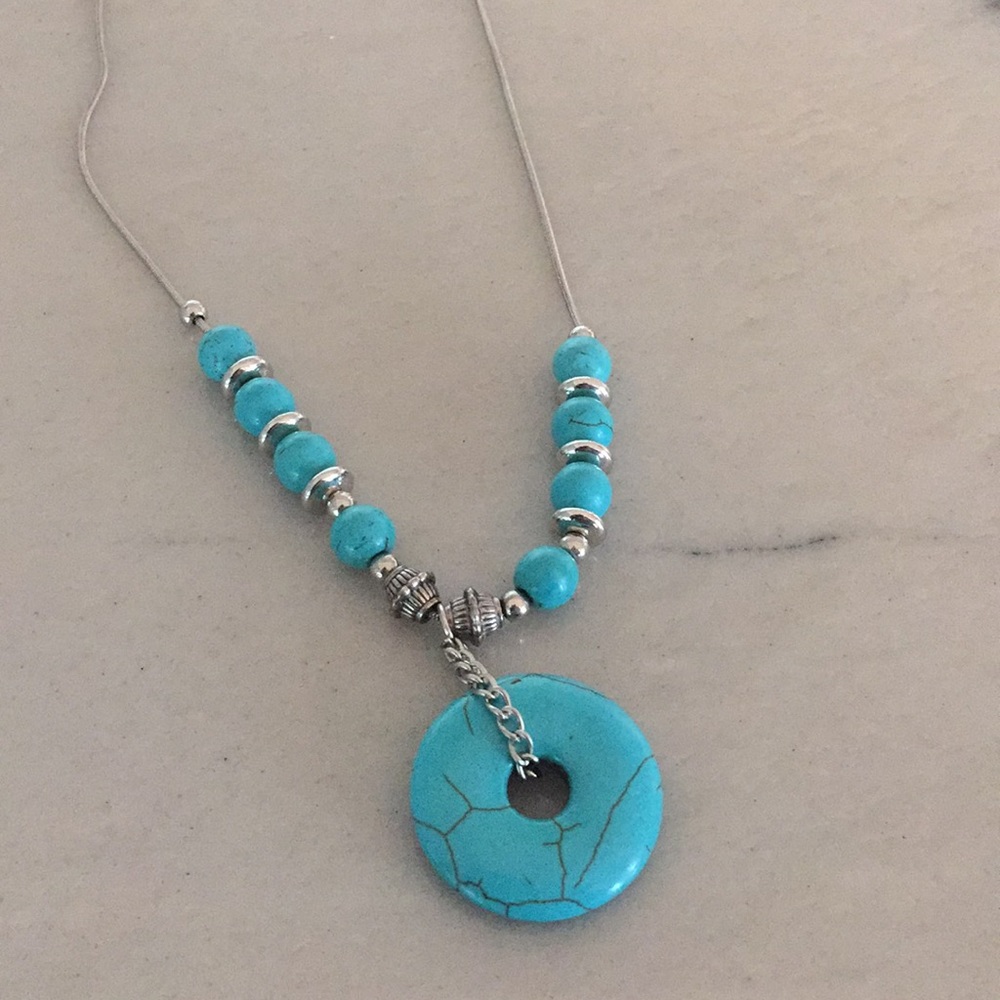 Turquoise Necklace - Picture 4 of 5